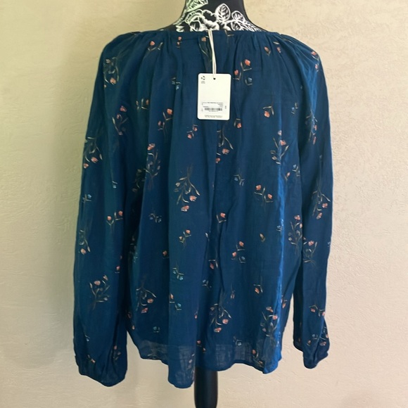 NWT XXL a.n.a BLUE & FLORAL PRINT LONG SLEEVED TOP - Picture 3 of 8